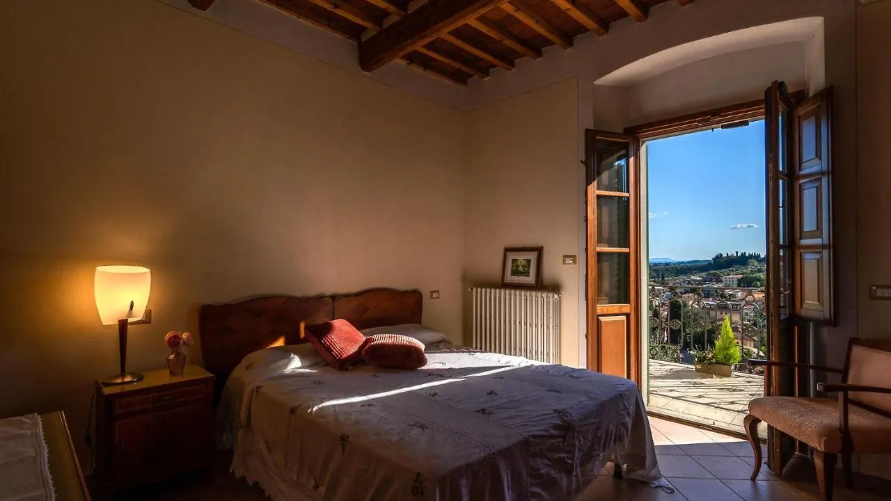 Elegant Villa Near Lucca Pescia