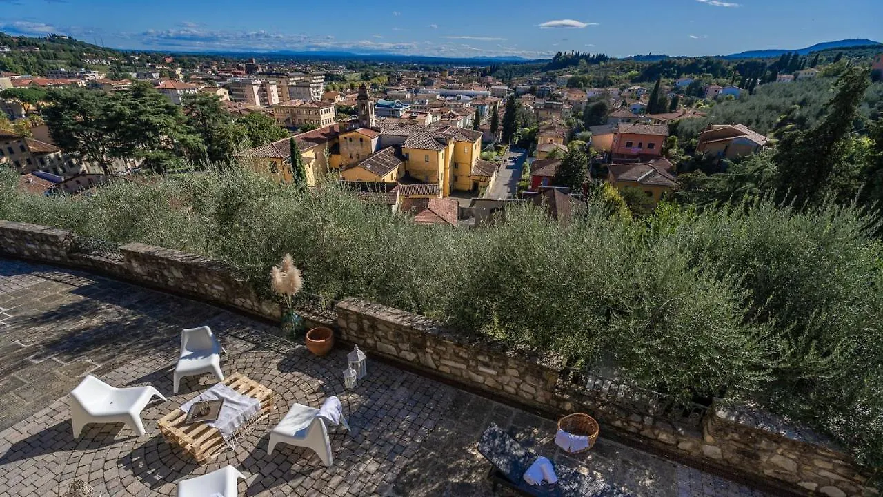 Elegant Villa Near Lucca Pescia