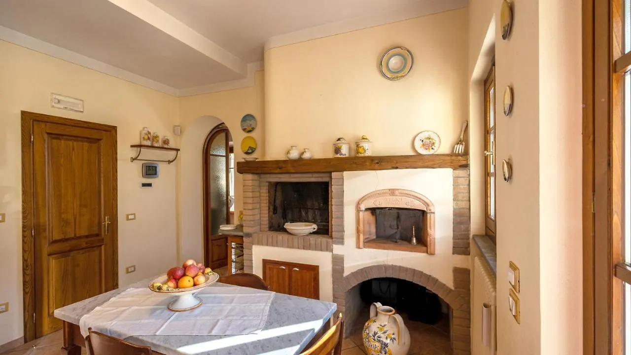 Elegant Villa Near Lucca Pescia
